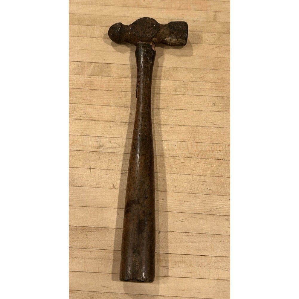 Antique Ball Peen Hammer: GREAT display piece